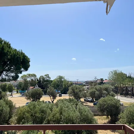 Golden Seafront شقة