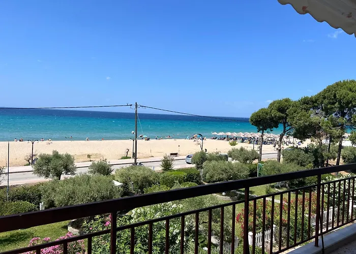 Apartment Golden Seafront