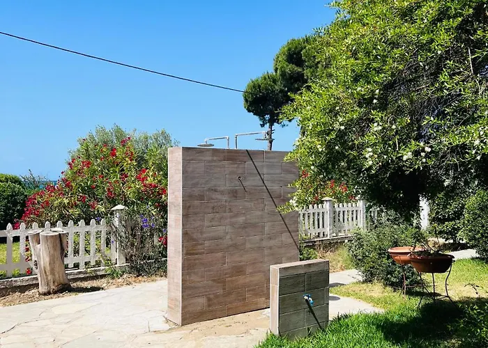 Golden Seafront Apartamento *